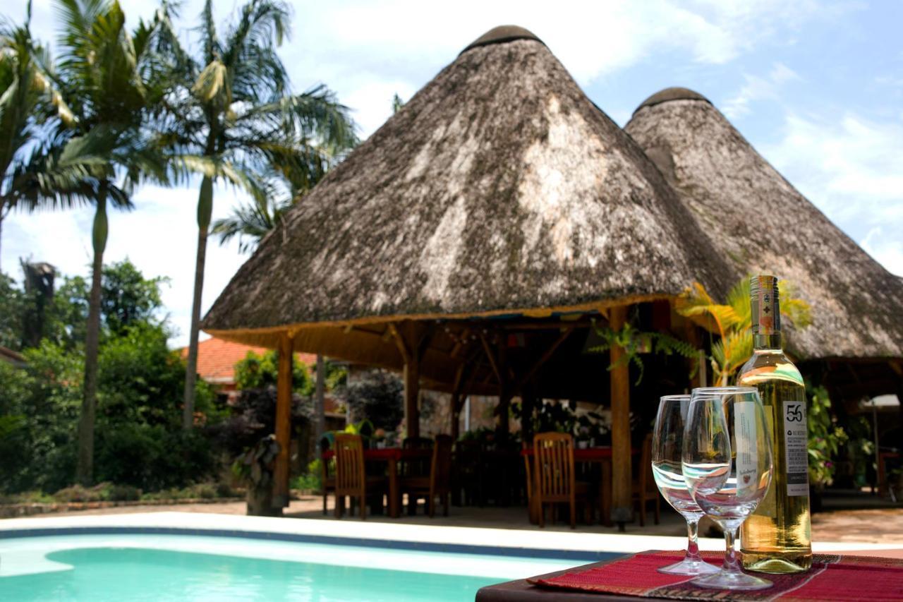 Entebbe Palm Hotel Extérieur photo