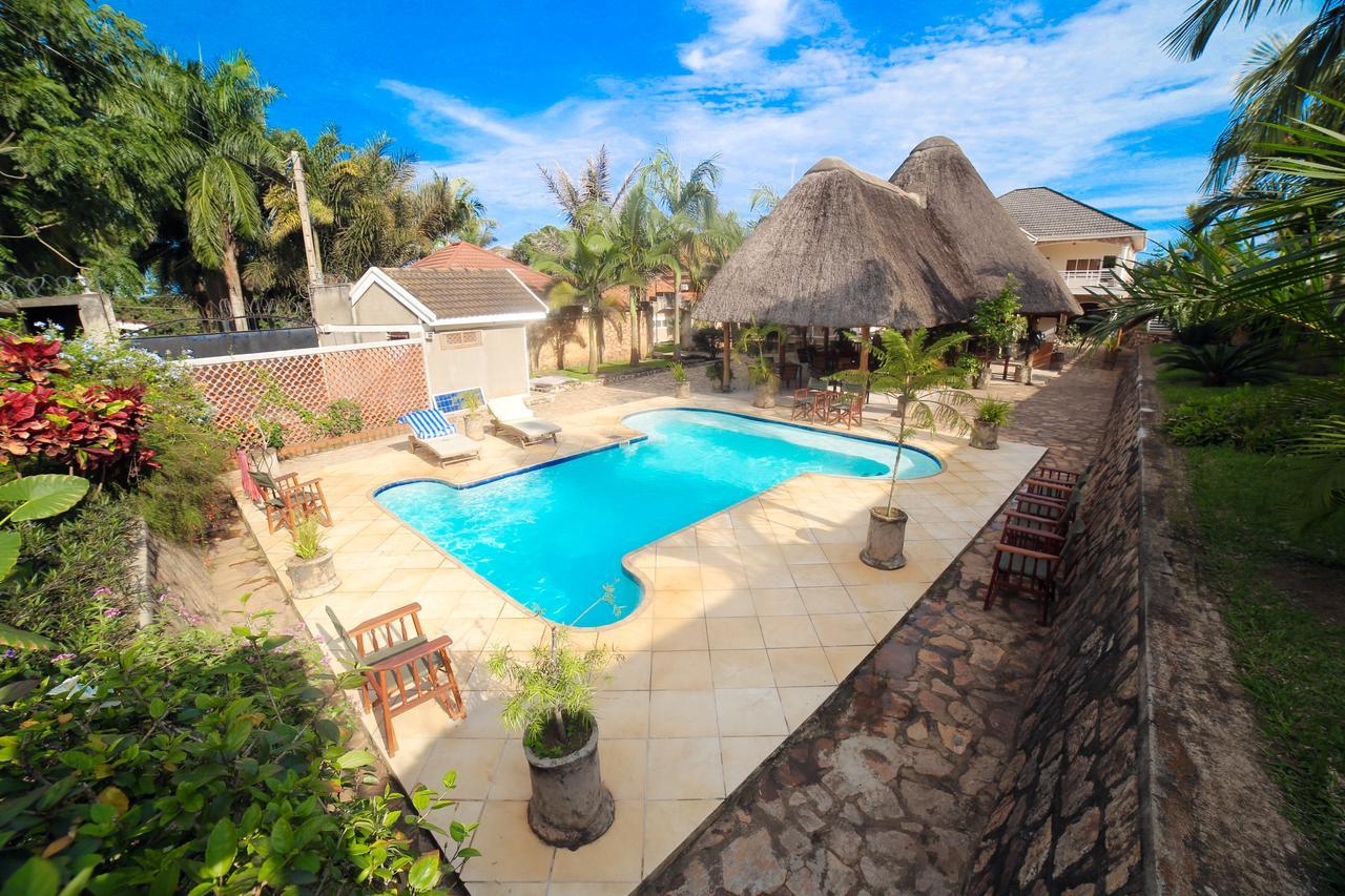 Entebbe Palm Hotel Extérieur photo