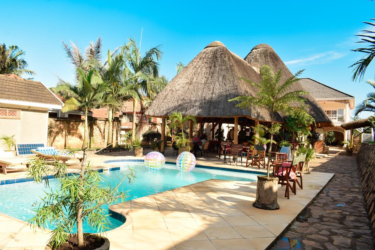 Entebbe Palm Hotel Extérieur photo